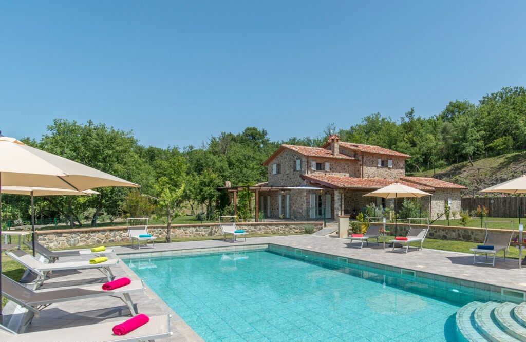 best villas in tuscany italy